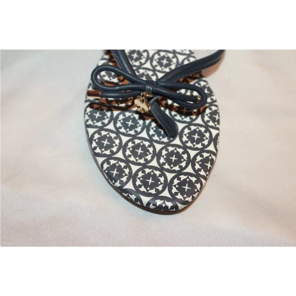 Kate Spade leather bow flip flops sandals - Picture 6 of 8